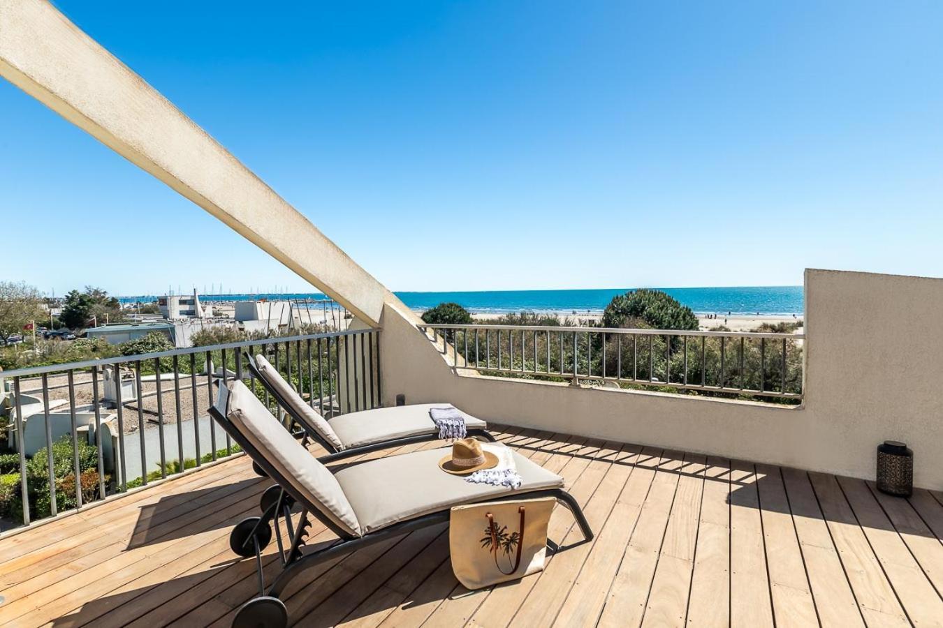 Suite Terrasse Xxl - Front De Mer - Parking - Ambiance Plage 拉格朗德默特 外观 照片